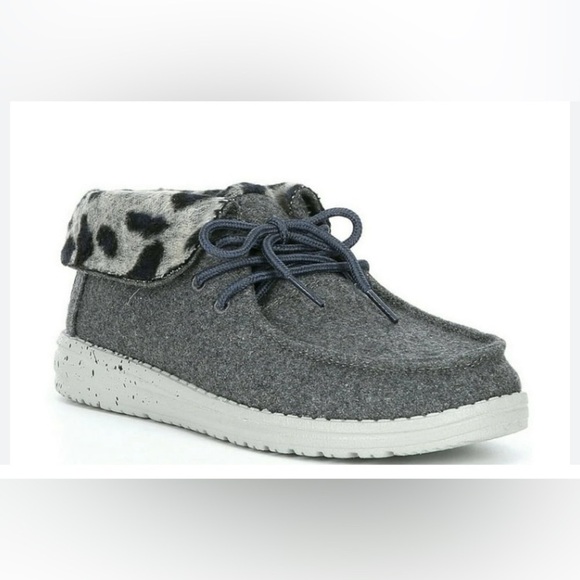 Hey Dude Women’s Britt Cheetah Gray Shoe LEFT SHOE ONLY 9 AMPUTEE REPLACEMENT - Picture 1 of 9